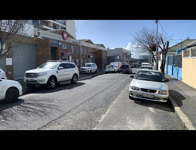 INDUSTRIAL PROPERTY TO RENT IN WOODSTOCK
